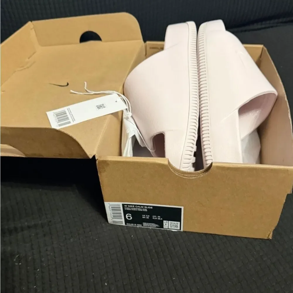 Nike Womens Calm Slides - NWT - SIZE 6